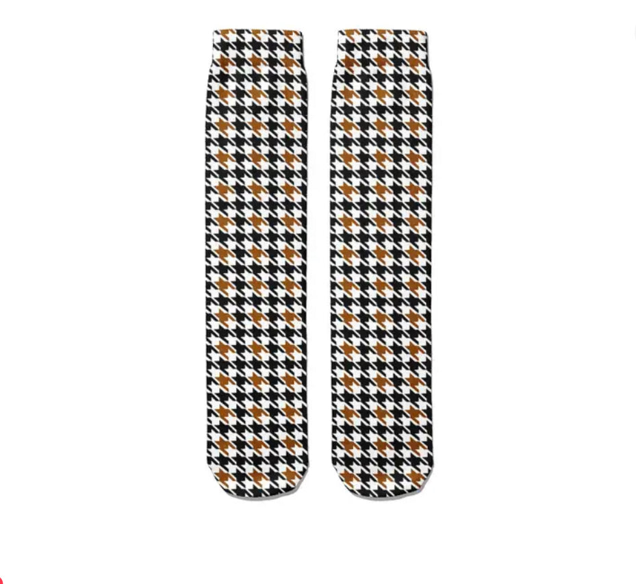 Harper Houndstooth Mid-Calf Accent Socks